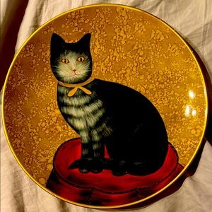 Amazing cat collectible plate